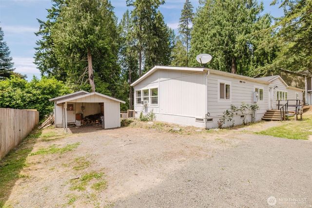 401 E Lk Devereaux Road, Allyn, WA 98524