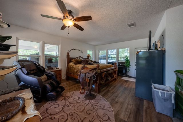 10100 County Road 4028, Kemp, TX 75143