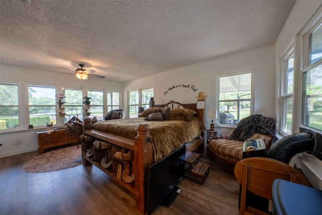 10100 County Road 4028, Kemp, TX 75143