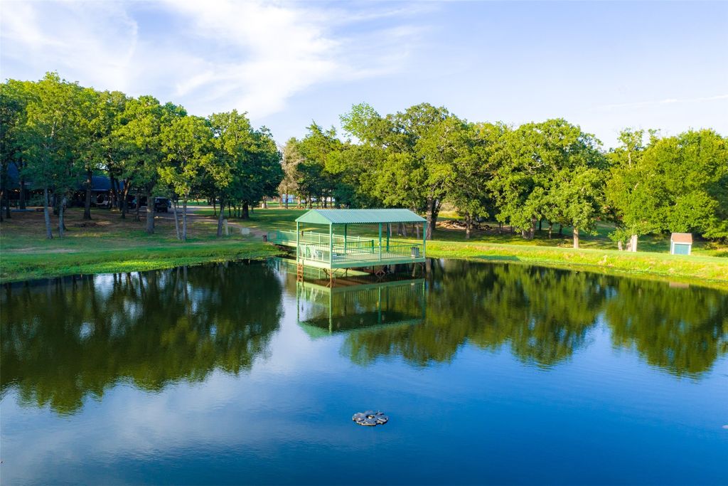 10100 County Road 4028, Kemp, TX 75143