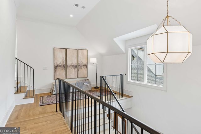 341 Mockingbird Lane SE, Smyrna, GA 30082