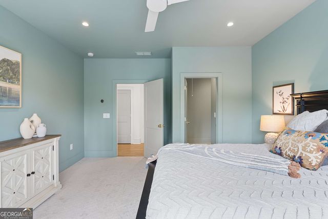 341 Mockingbird Lane SE, Smyrna, GA 30082