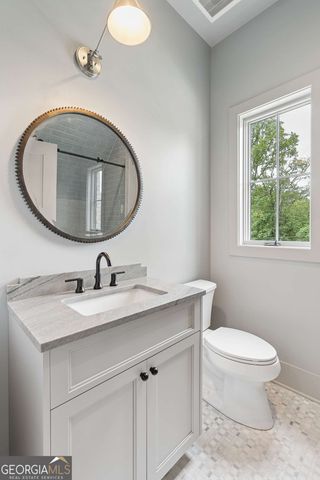 341 Mockingbird Lane SE, Smyrna, GA 30082