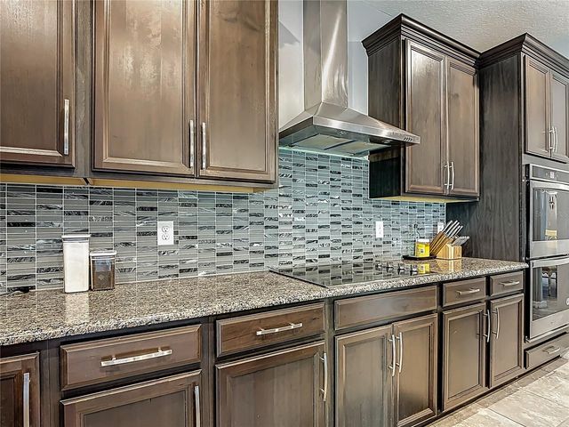 2350 AVIAN LOOP, Kissimmee, FL 34741