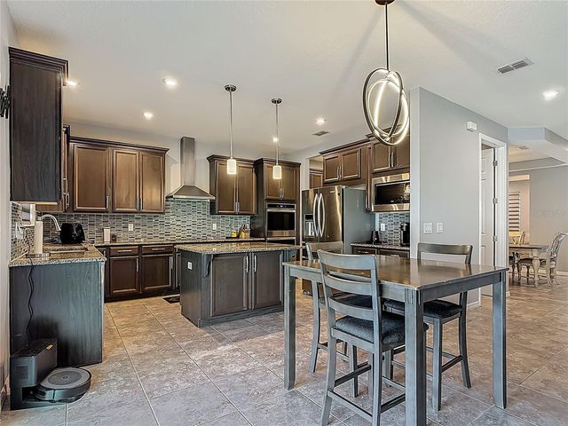 2350 AVIAN LOOP, Kissimmee, FL 34741