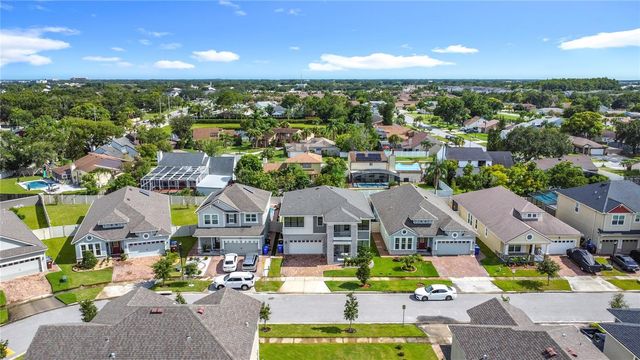 2350 AVIAN LOOP, Kissimmee, FL 34741