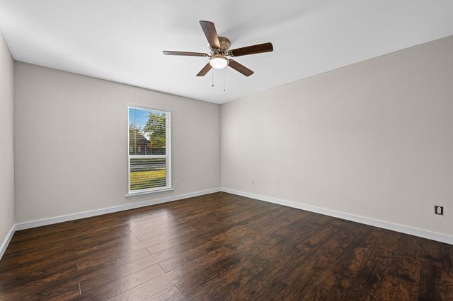 11355 Quail Run Street, Dallas, TX 75238