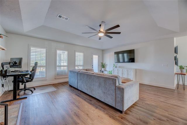 3409 Settlers Road, Newcastle, OK 73065