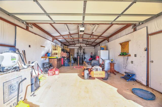 3409 Settlers Road, Newcastle, OK 73065