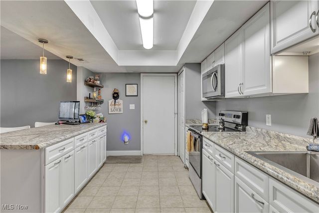 3115 Bay Landing Drive, Westlake, OH 44145