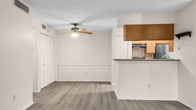 2120 El Paseo Street 1403, Houston, TX 77054