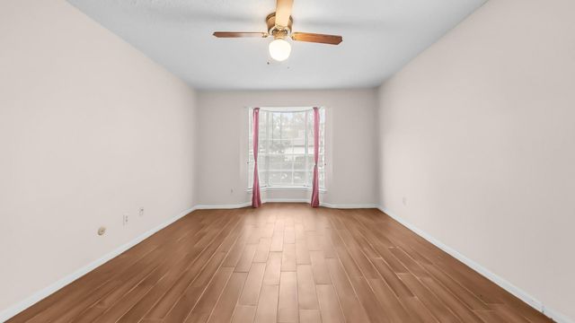 2120 El Paseo Street 1403, Houston, TX 77054