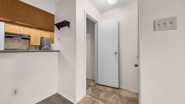 2120 El Paseo Street 1403, Houston, TX 77054