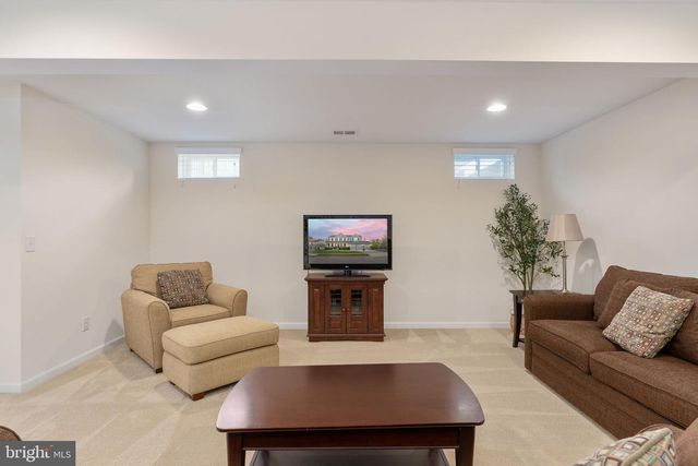 4 MAROOCHY CT, Fredericksburg, VA 22405