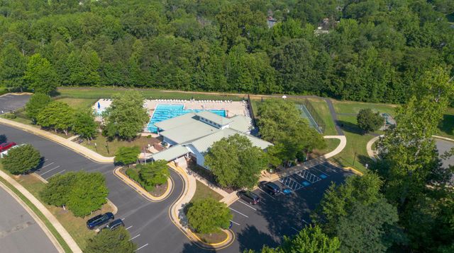 4 MAROOCHY CT, Fredericksburg, VA 22405