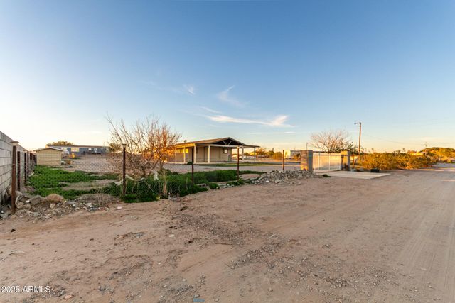 705 S 350TH Avenue, Tonopah, AZ 85354