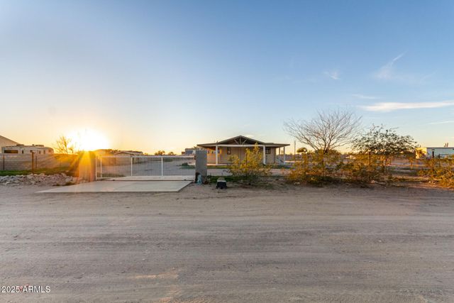 705 S 350TH Avenue, Tonopah, AZ 85354