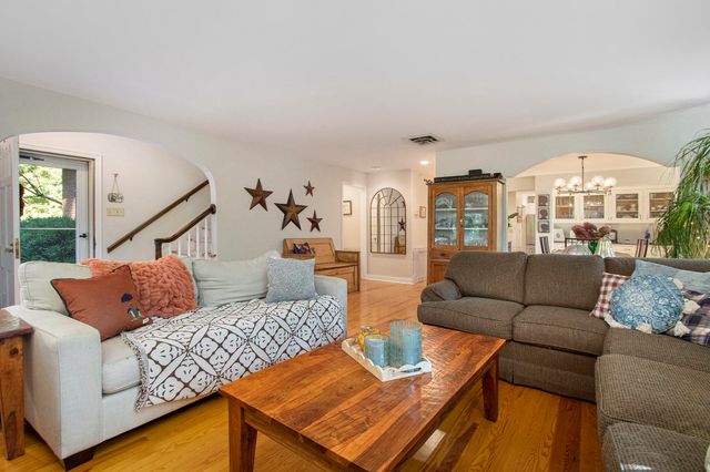 2837 Washington Avenue, St. Joseph, MI 49085