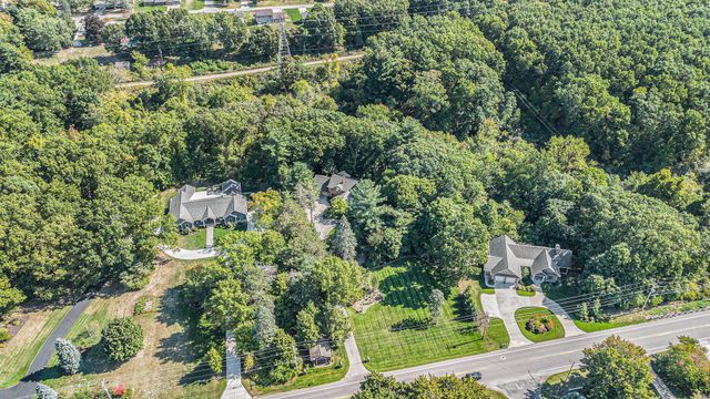 2837 Washington Avenue, St. Joseph, MI 49085