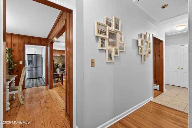 25 Willow Lane, Englishtown, NJ 07726