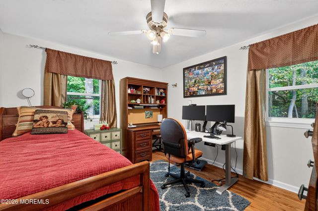 25 Willow Lane, Englishtown, NJ 07726