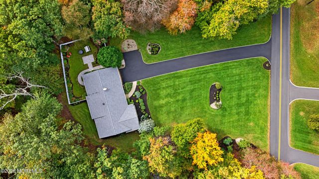 25 Willow Lane, Englishtown, NJ 07726