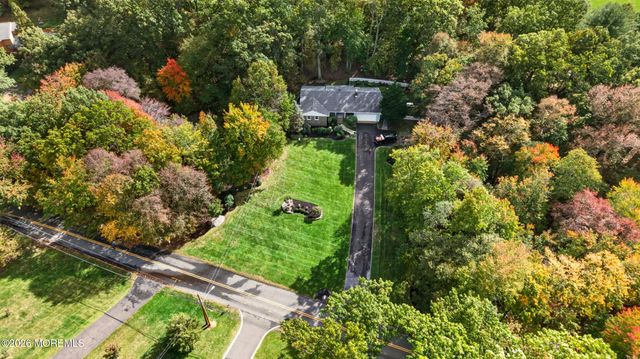 25 Willow Lane, Englishtown, NJ 07726