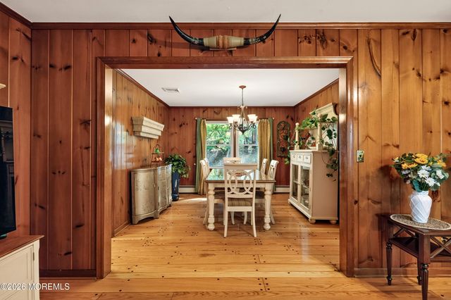 25 Willow Lane, Englishtown, NJ 07726