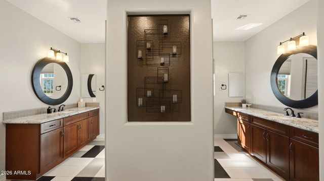 4629 E WALTER Way, Phoenix, AZ 85050