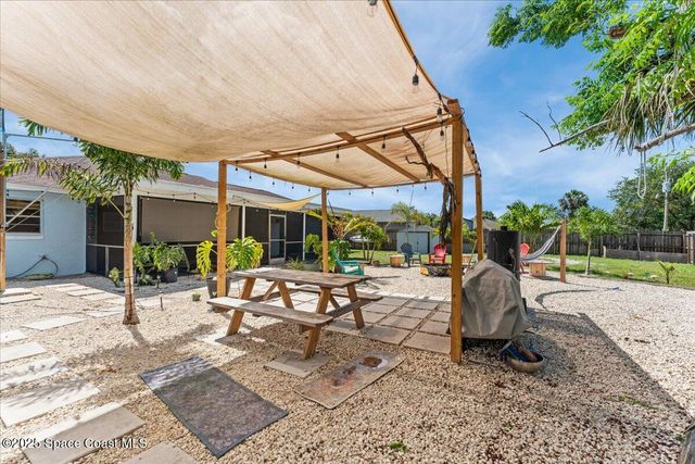 2350 Fallon Blvd Boulevard NE, Palm Bay, FL 32907