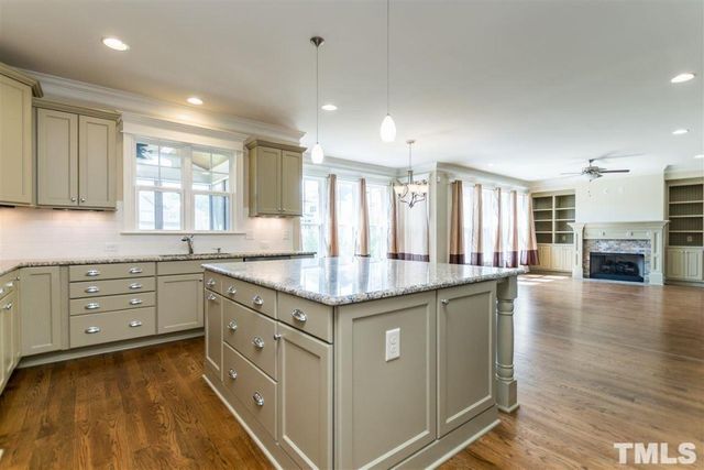 2744 Belmont View Loop, Cary, NC 27519