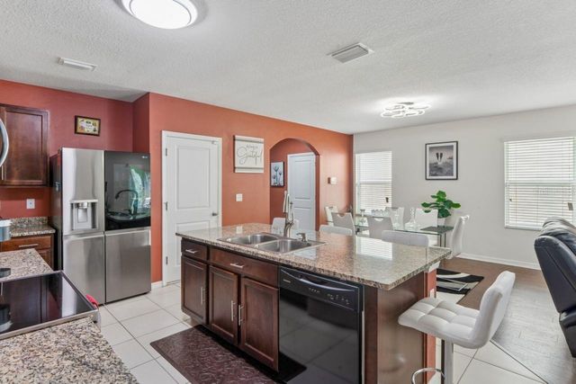 3517 WINTERBERRY LANE, Valrico, FL 33594