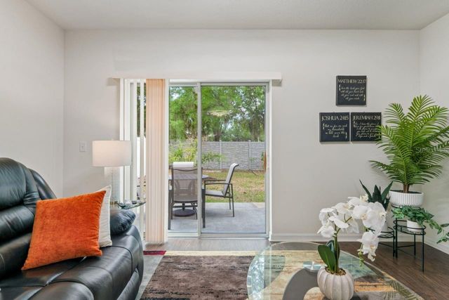 3517 WINTERBERRY LANE, Valrico, FL 33594