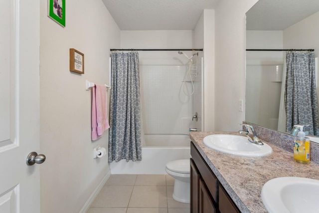 3517 WINTERBERRY LANE, Valrico, FL 33594