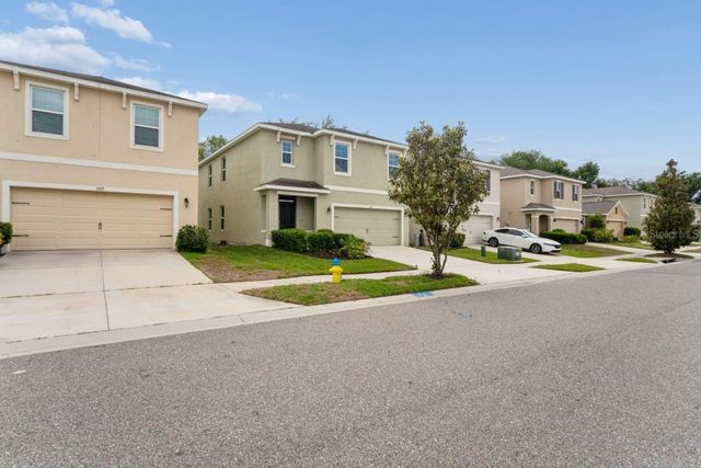 3517 WINTERBERRY LANE, Valrico, FL 33594