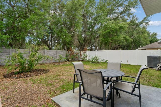 3517 WINTERBERRY LANE, Valrico, FL 33594