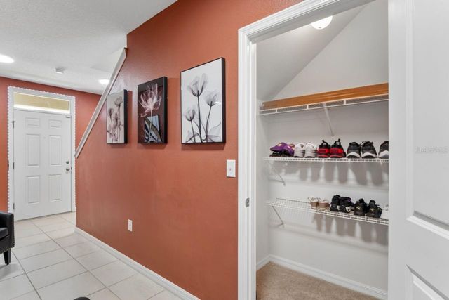 3517 WINTERBERRY LANE, Valrico, FL 33594