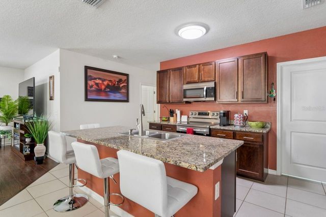 3517 WINTERBERRY LANE, Valrico, FL 33594