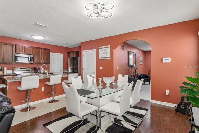 3517 WINTERBERRY LANE, Valrico, FL 33594