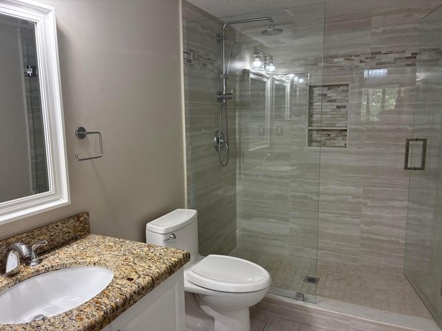 1000 CRESTWOOD Court S 1005, Royal Palm Beach, FL 33411