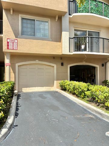 1000 CRESTWOOD Court S 1005, Royal Palm Beach, FL 33411