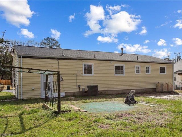 108 Tazewell RD, Newport News, VA 23608
