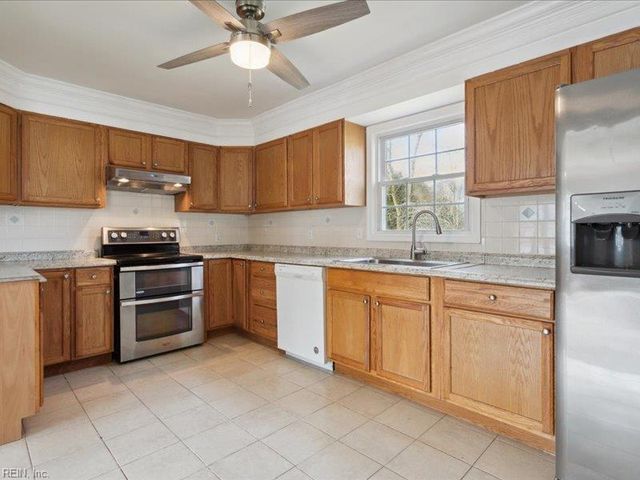 108 Tazewell RD, Newport News, VA 23608