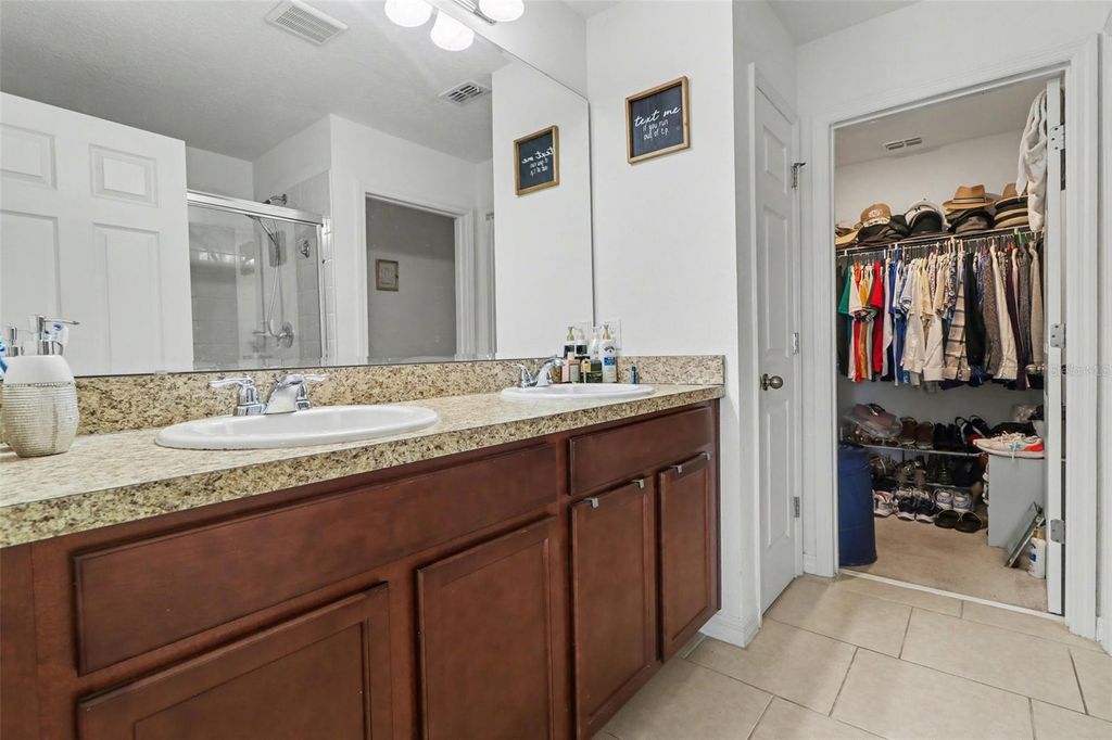 Image 22 of property listing at 1737 KATO WAY, Kissimmee, FL 34744