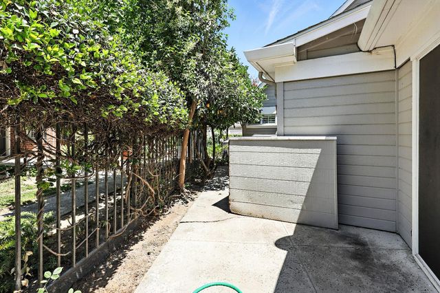 524 St Kevin, Merced, CA 95348