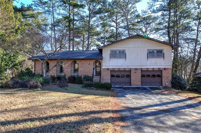 6334 Knights Way, Riverdale, GA 30296