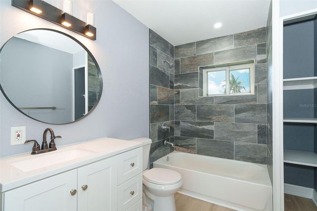 9080 GRIGGS ROAD, Englewood, FL 34224