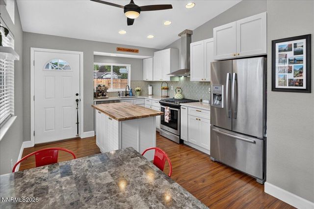 7559 Water View Way, Reno, NV 89511