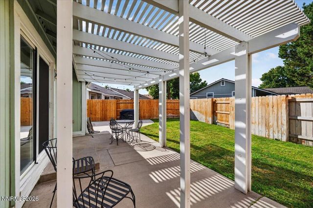 7559 Water View Way, Reno, NV 89511