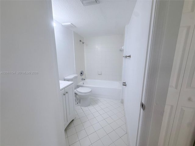 995 NE 34th Avenue 101, Homestead, FL 33033